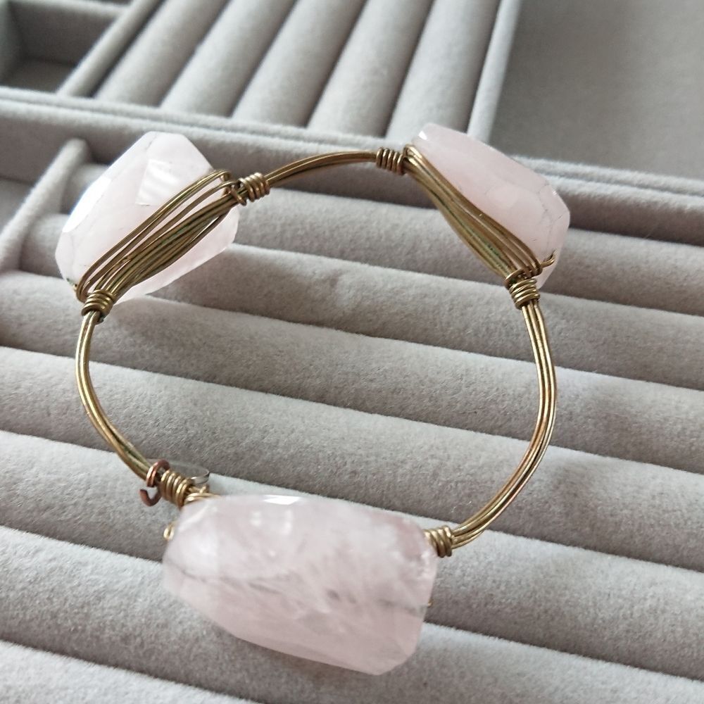 Bourbon Bowties Pink Stones Bangle 28$